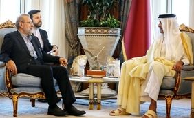 Larijani, Qatar’s Emir Continue Talks in Private Session
