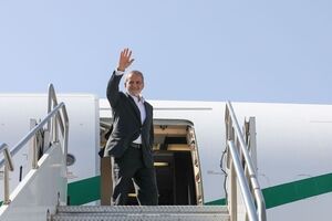Pezeshkian says close ties with neighbors ‘a priority’ as he leaves for Tajikistan

