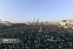 Qom Enveloped in Grieving Farewell for Leader of the Ummah
